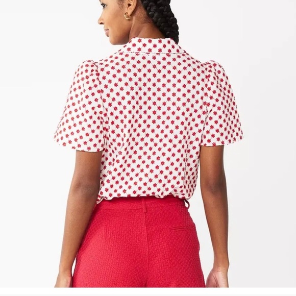 Draper James Floral Embroidered Collared Short Sleeve Bodysuit - Picture 2 of 9